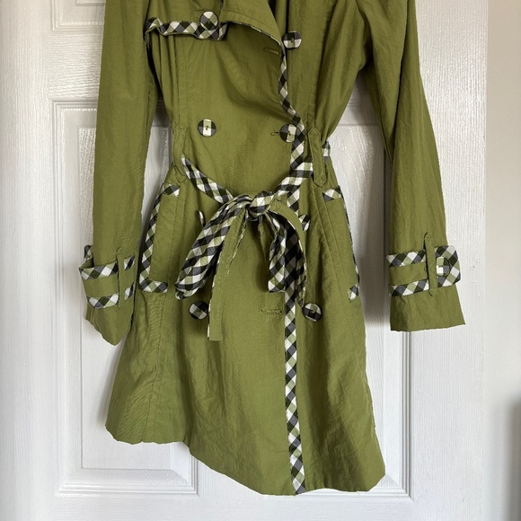 EUC F21 green and plaid raincoat XS - Picture 3 of 4
